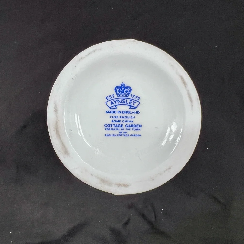 AYNSLEY BONE CHINA Cottage Garden Butterfly Vase Made‎ In England Porcelain 6.5” - Picture 5 of 6